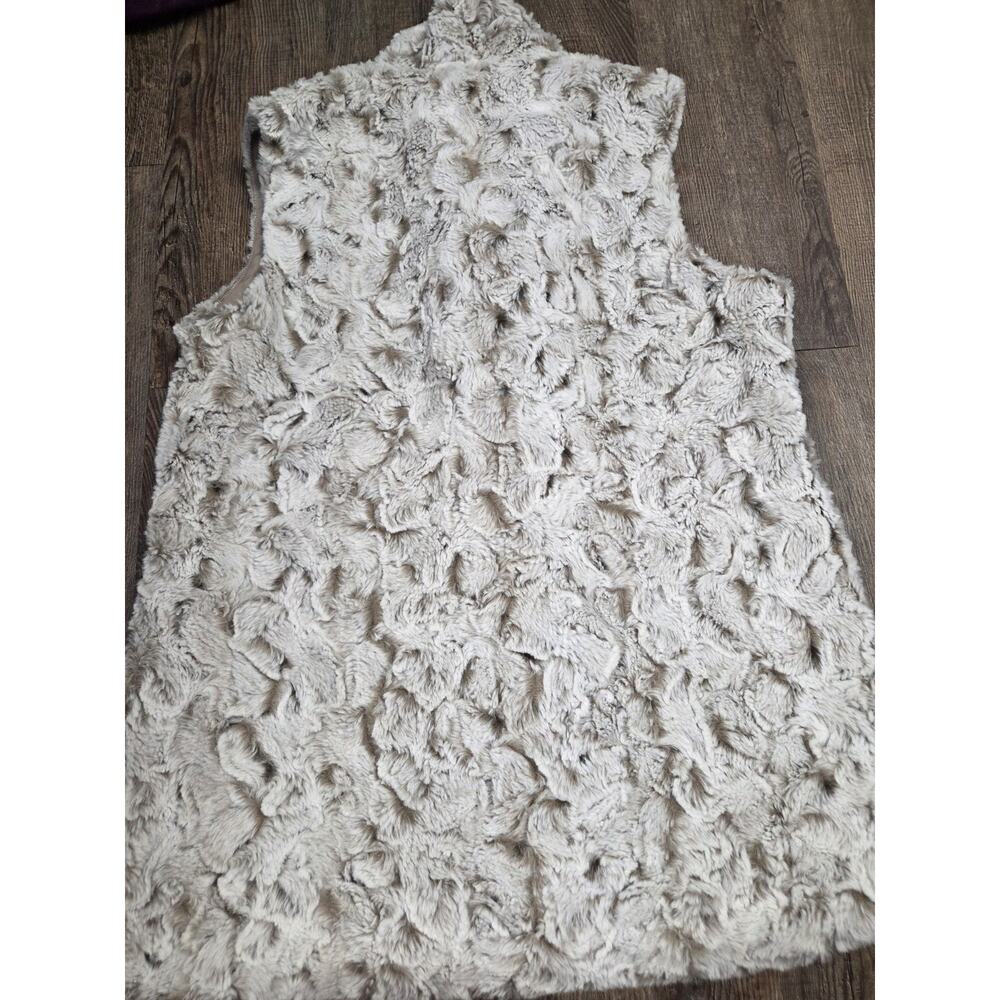 Multiples Plush Super Soft Teddy Beige Tan Cream Women's Vest Medium - Picture 3 of 3